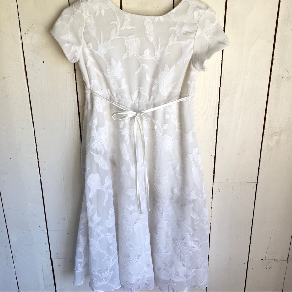 Rose Cottage Ivory Special Occasion Dress SZ 10 - Picture 3 of 13